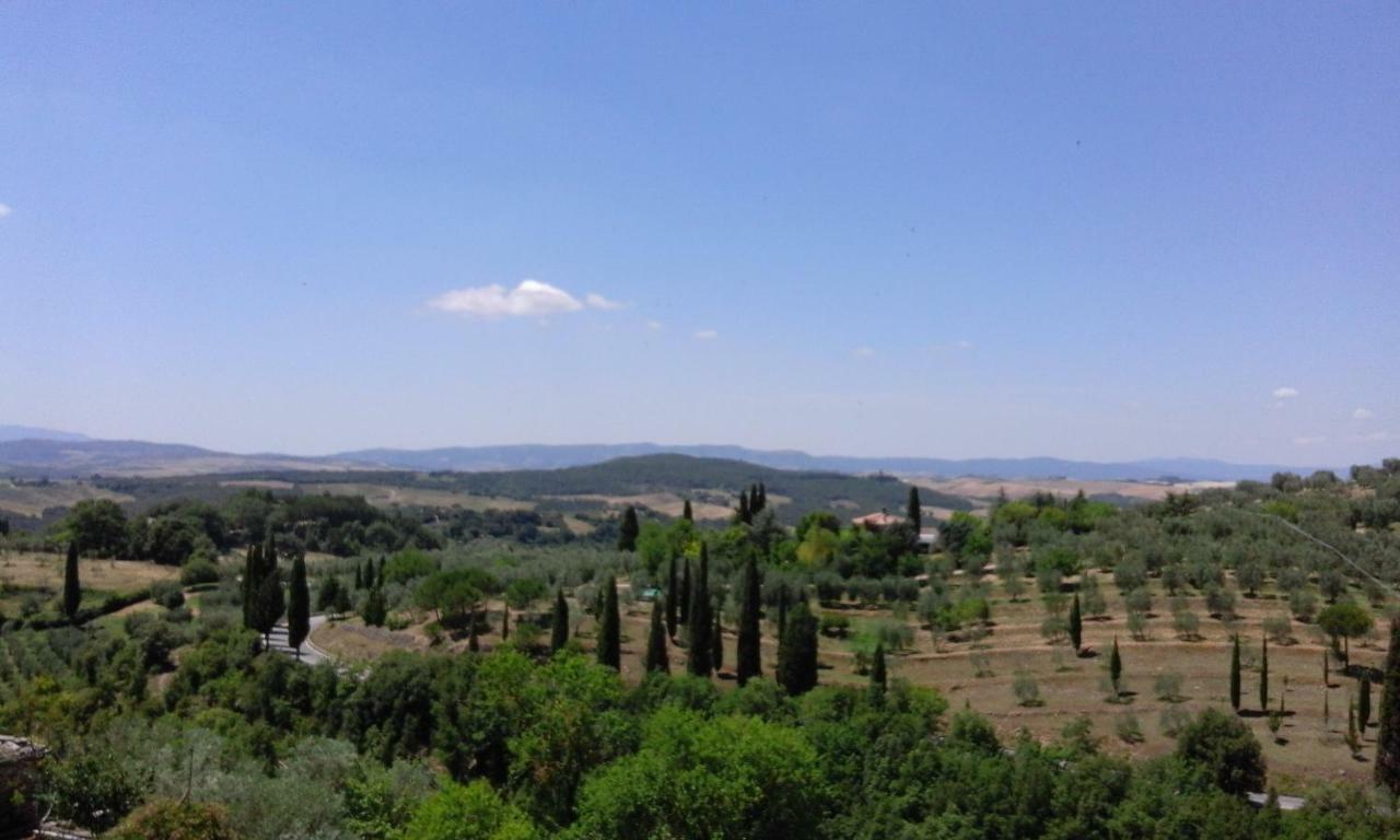 Casa Vacanze "Nonna Vela" Petroio Luaran gambar
