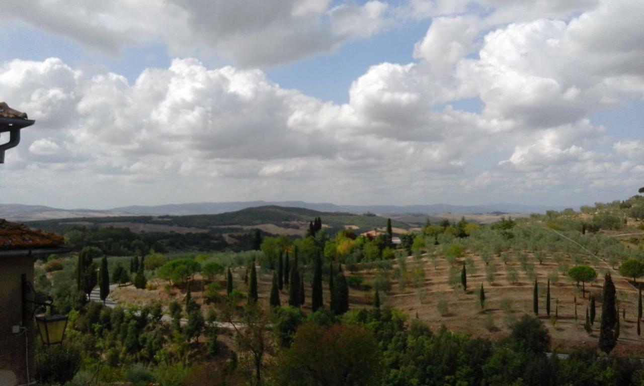 Casa Vacanze "Nonna Vela" Petroio Luaran gambar