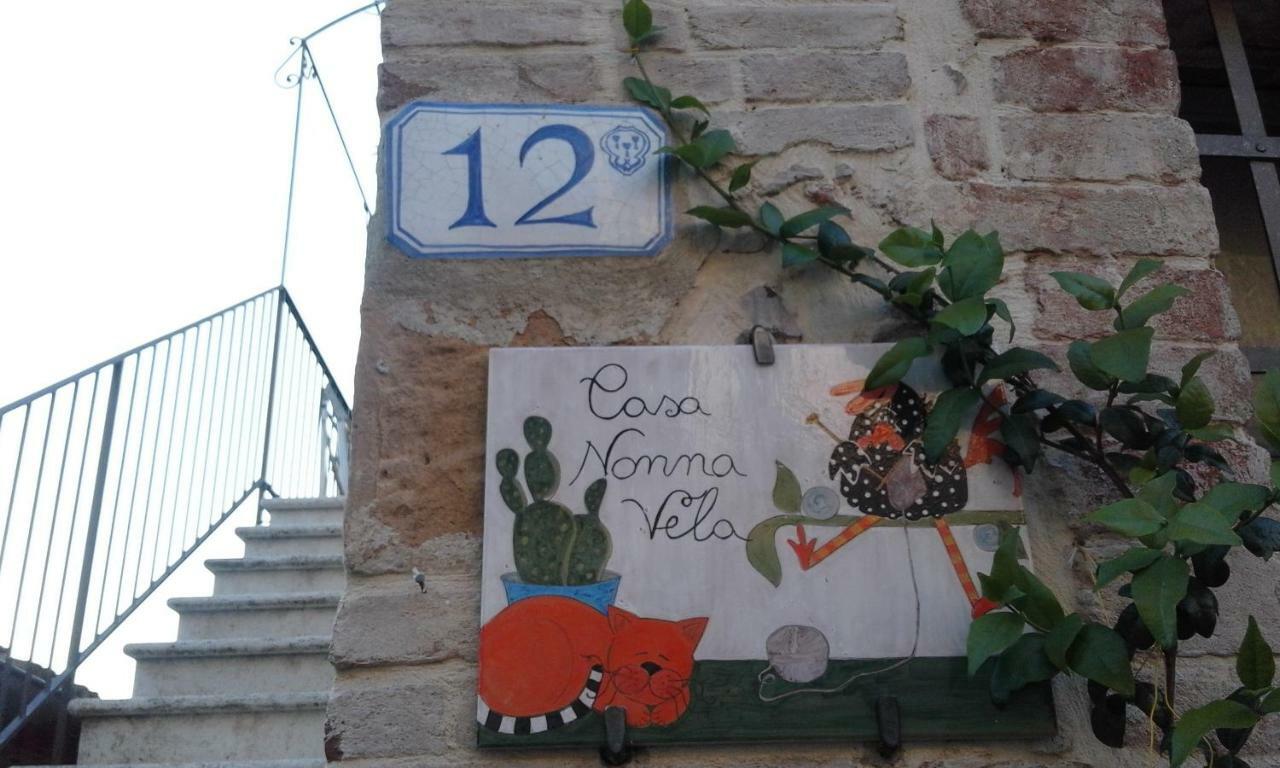 Casa Vacanze "Nonna Vela" Petroio Luaran gambar